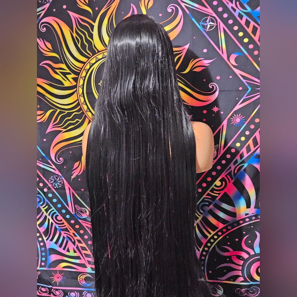 Wig - Picture 3 of 3